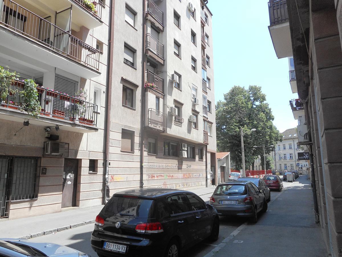 Sensitive Apartment Belgrad Exteriör bild