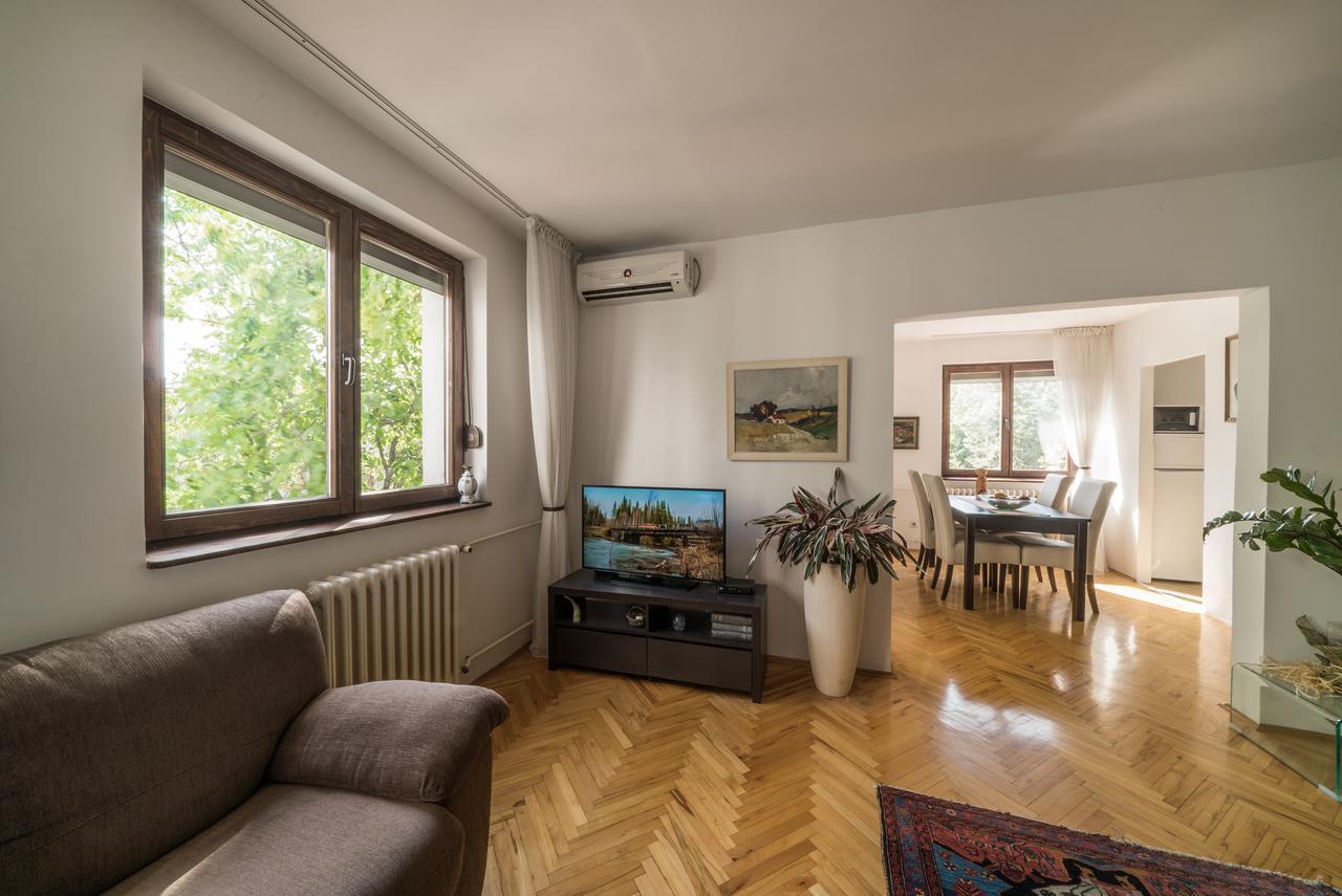 Sensitive Apartment Belgrad Exteriör bild